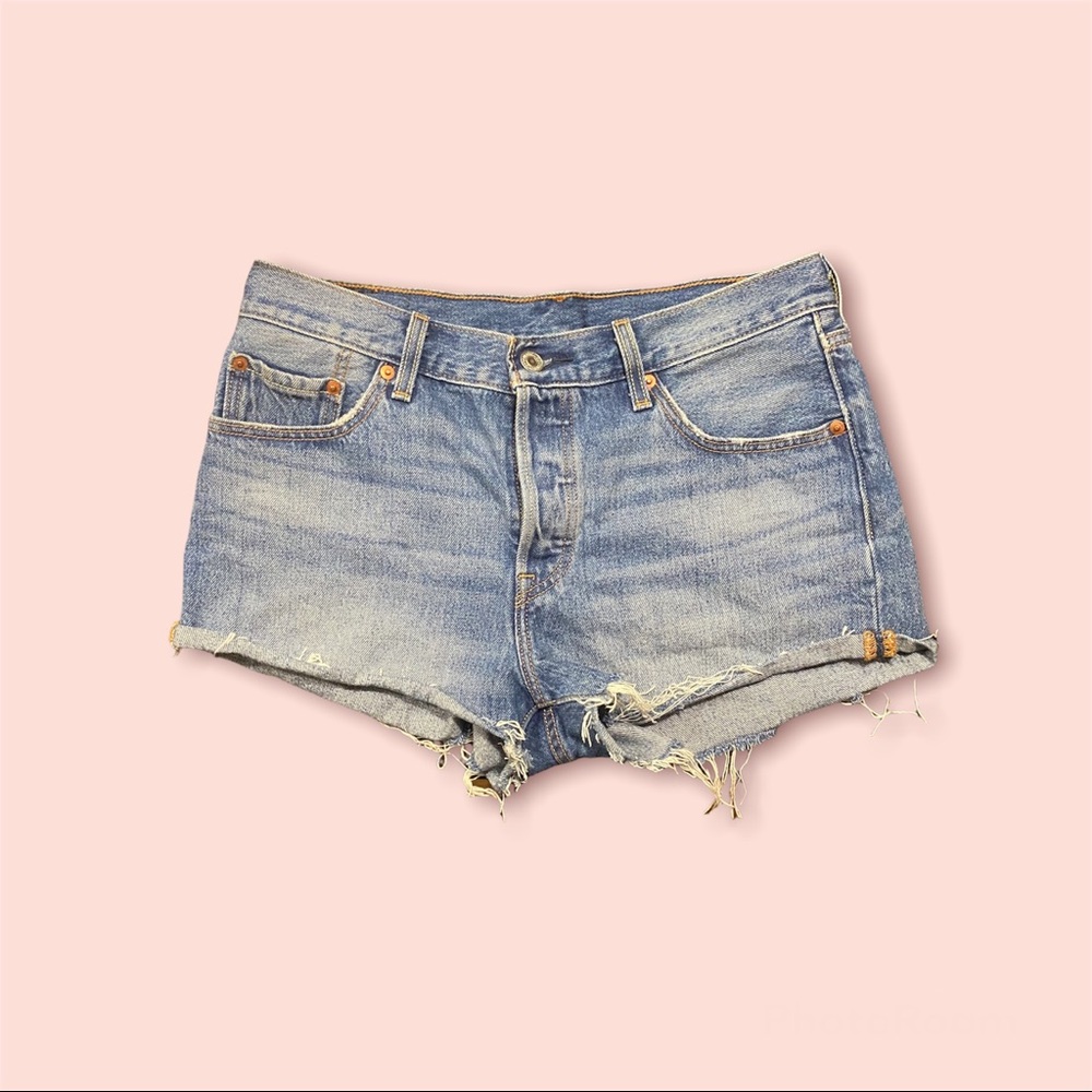 Levi’s 501 denim shorts
